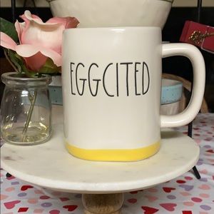 Rae Dunn☕️NR EGGCITED🥚YELLOW TRIM/interior🐣🥚🐣